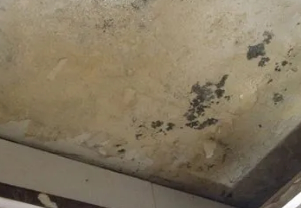 怀来阳台漏水维修公司分享下怀来卫生间渗水维修需要注意哪些问题。